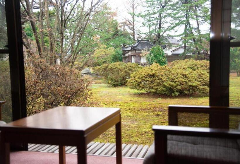 Номер Стандарт, Tanakaya