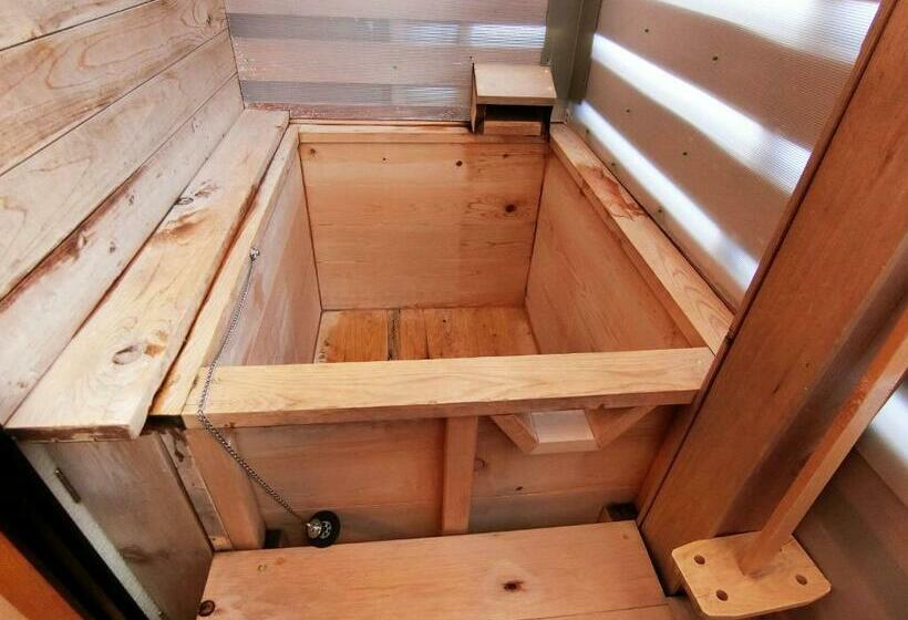 Номер Стандарт, Yurakuan Miyazaki