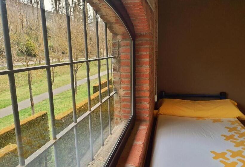 Четырехместный Номер Стандарт, Alberg Sant Joan De Les Abadesses Xanascat