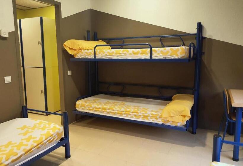 Четырехместный Номер Стандарт, Alberg Sant Joan De Les Abadesses Xanascat