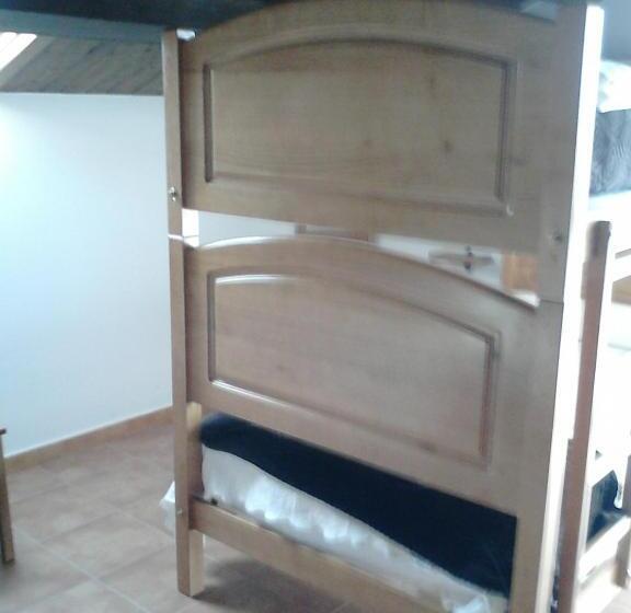 اتاق استاندارد چهارنفره با چشم‌انداز باغ, Albergue Camino Norte   Hostel