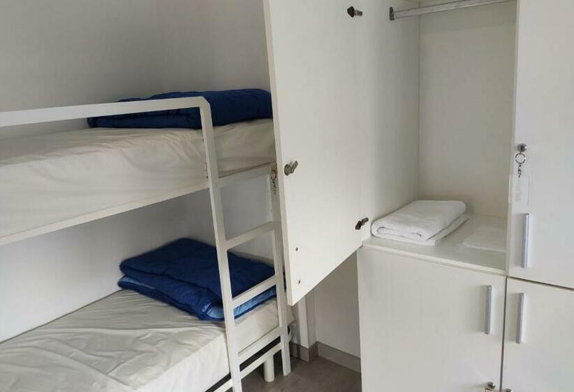 공동 객실, Albergue Da Costa
