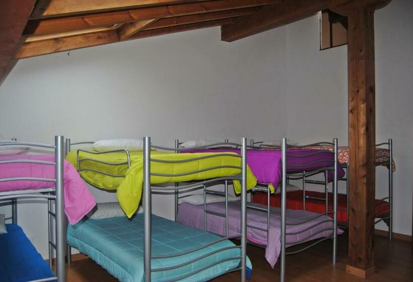 חדר משפחתי, Albergue El Musgoso