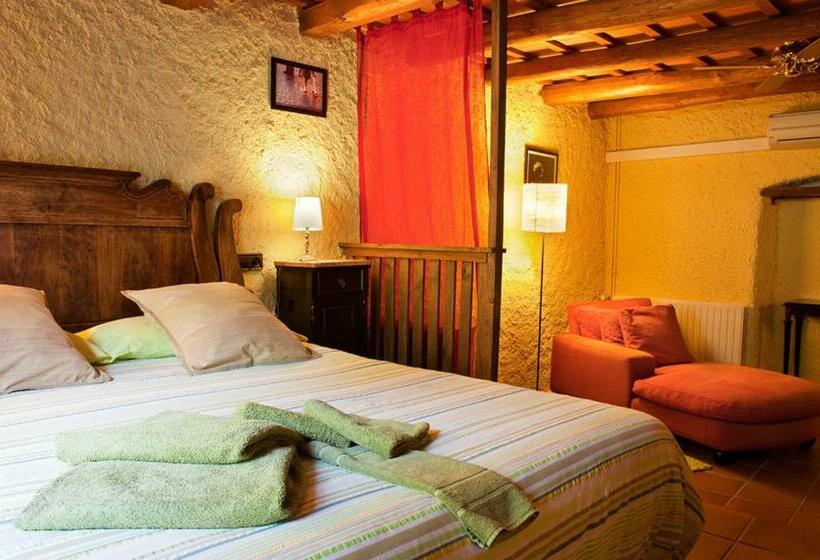 غرفة قياسية, Can Vila