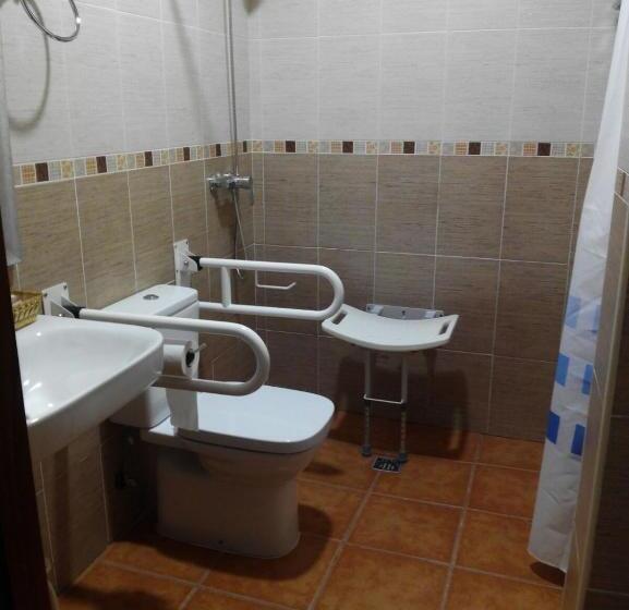 חדר סטנדרט מותאם לאדם עם מוגבלויות, Casa Rural Fuente El Boticario