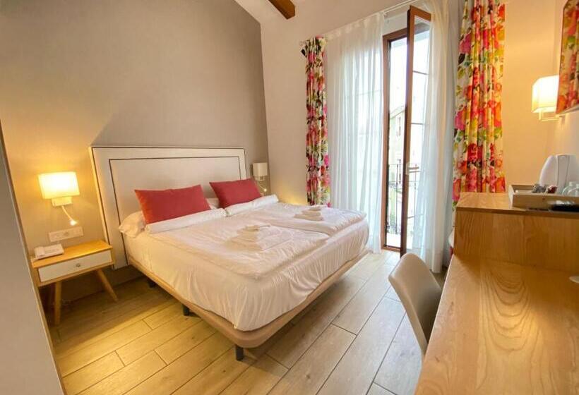 اتاق لوکس با بالکن, Rosal By Seaward Suites Only Adults