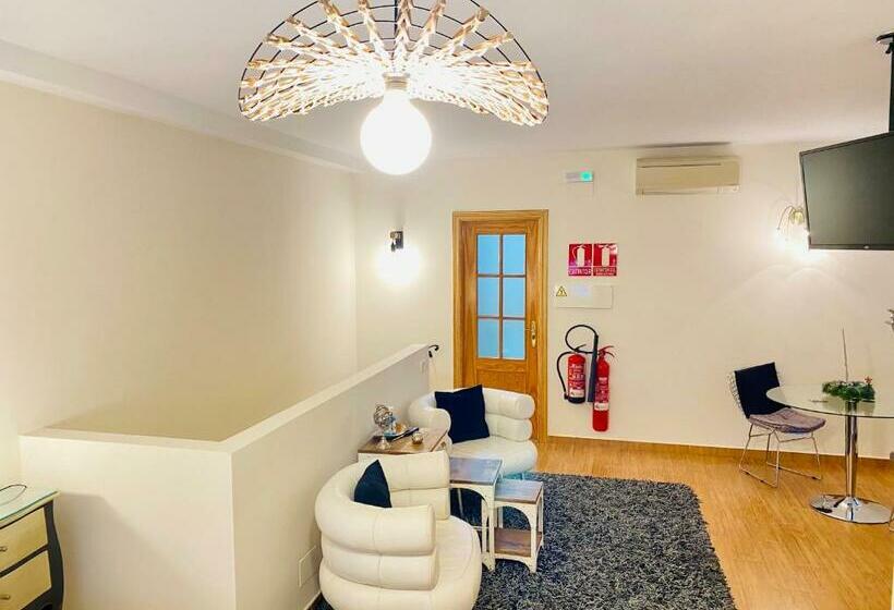 Полулюкс, Chinchonspa