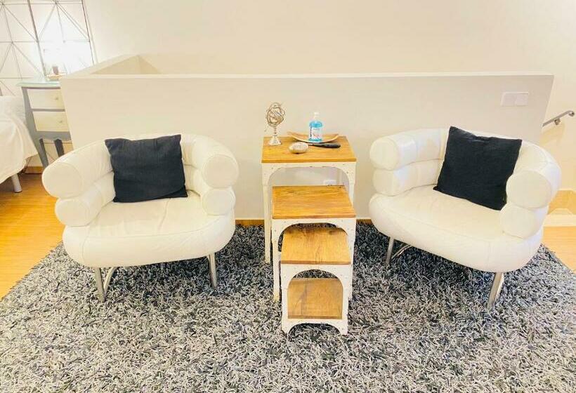 Полулюкс, Chinchonspa