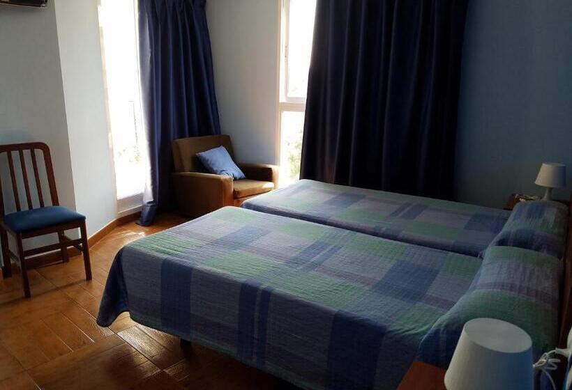 标准间, Condes De Buñol