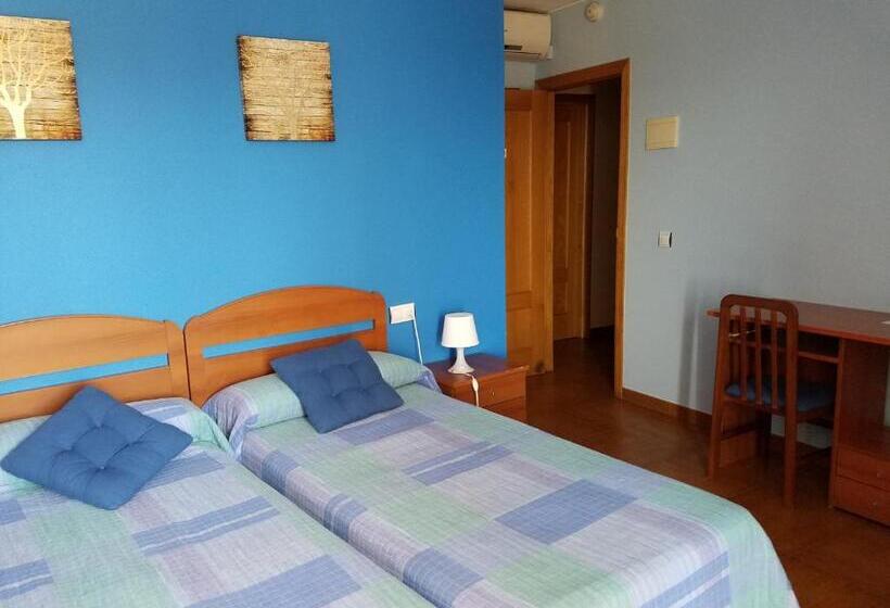 标准间, Condes De Buñol