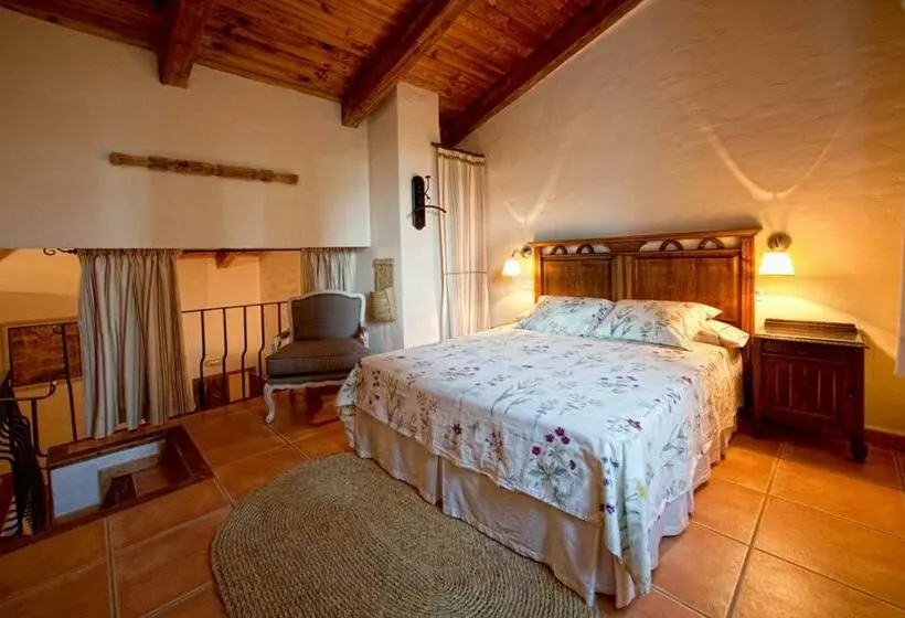 Standard Neljän Hengen Huone, Cortijo De Ramón