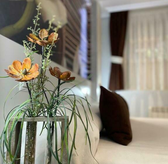 标准间, El Jardin