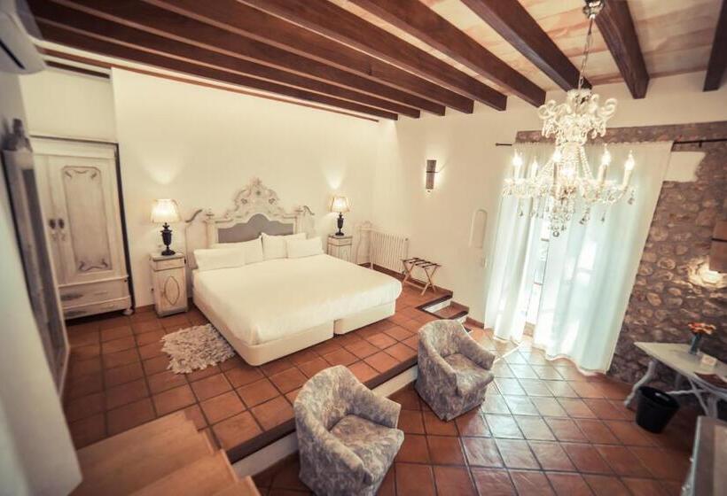 جناح جونيور مزوَّد بتراس, Finca Cas Sant