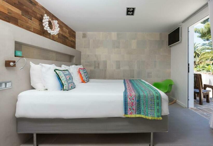 标准房带园景, Ibizazen