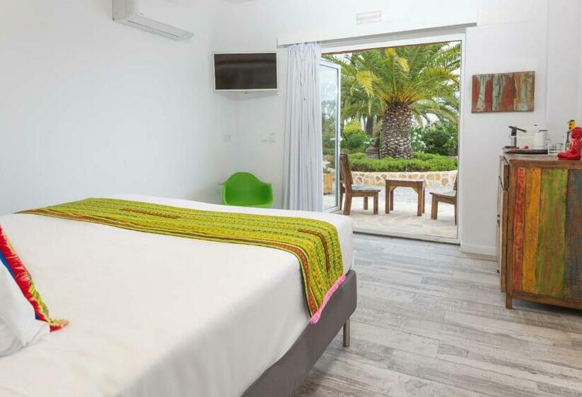 标准房带园景, Ibizazen