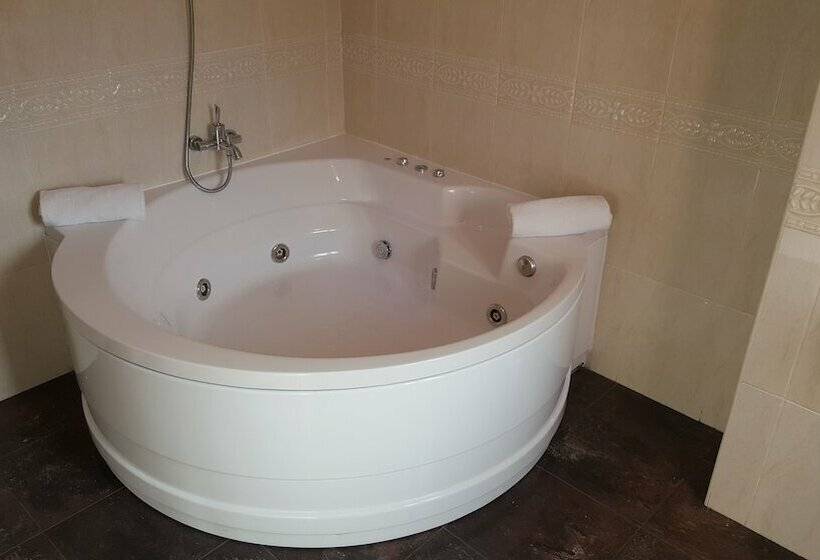 Номер Стандарт с Гидромассажем, La Barca