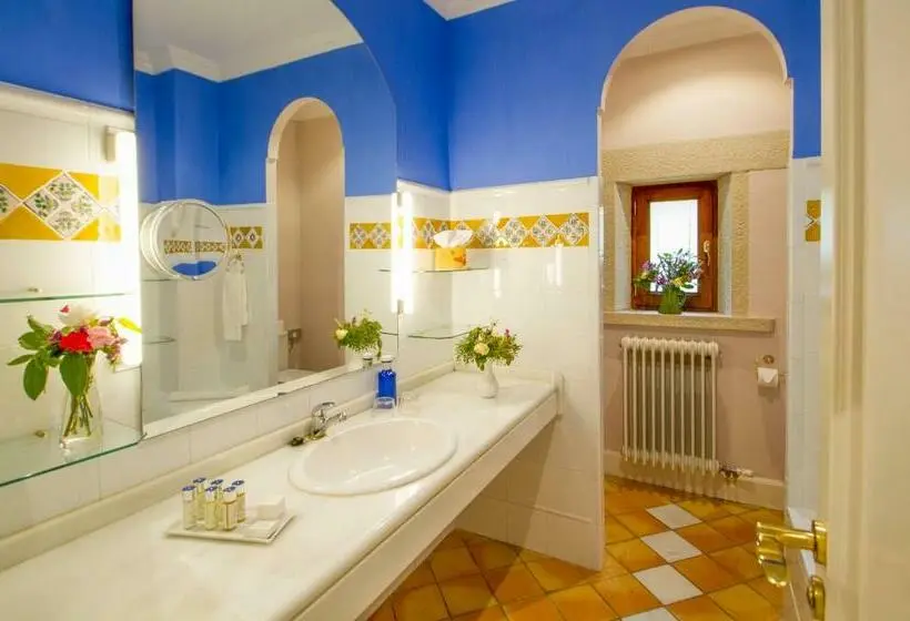 Sviitti, La Torre Del Visco   Relais & Châteaux