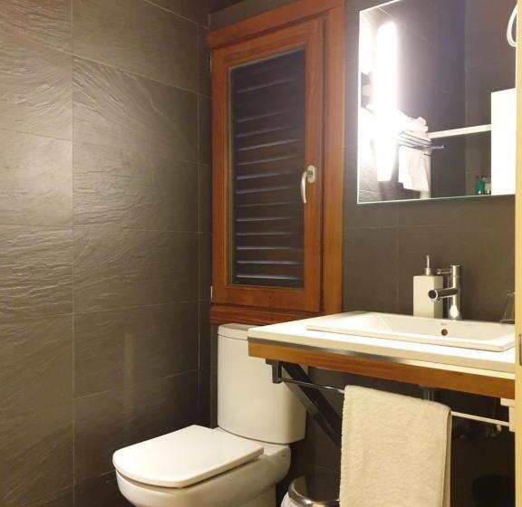 Habitación Estándar Individual, Larramendi Torrea