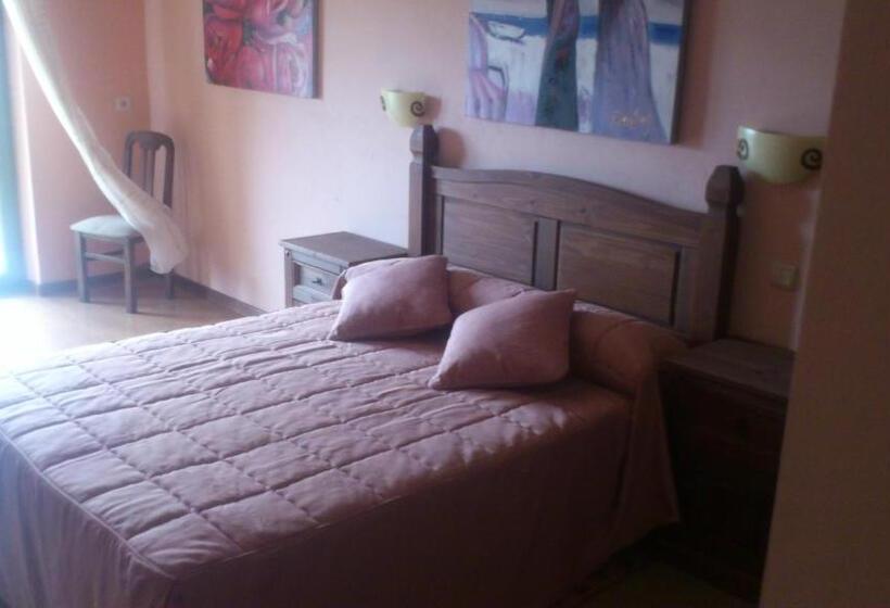 غرفة قياسية, Las Mairas