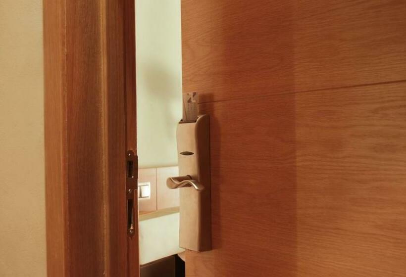 スタンダードルーム, Las Navas