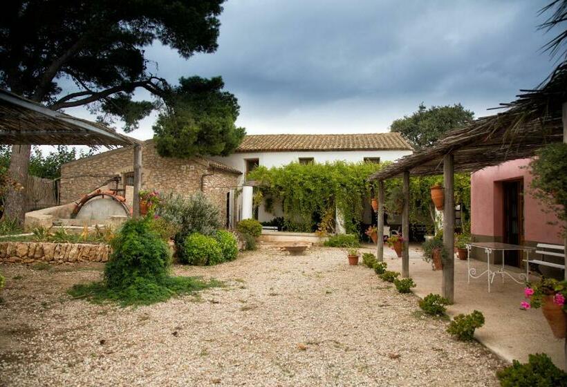 标准间, Mas Masdeu