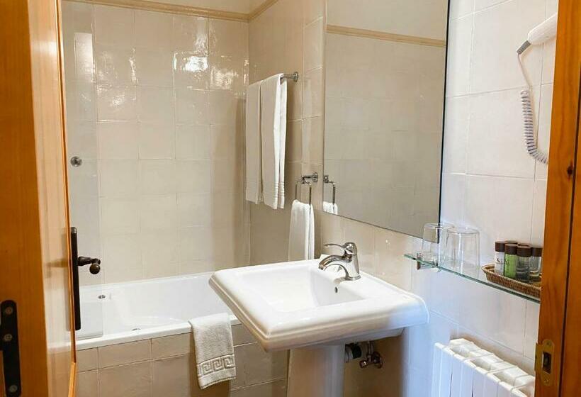 Номер Стандарт, Mas Trobat