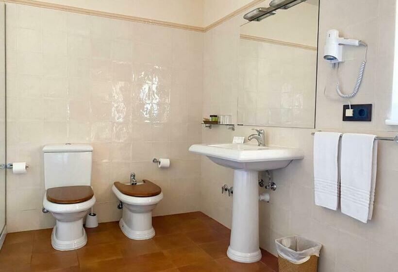 Люкс, Mas Trobat