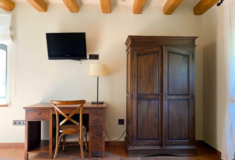 Номер Стандарт с Гидромассажем, Mas Trobat