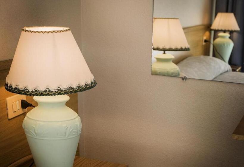 海景标准间带阳台, Neptuno