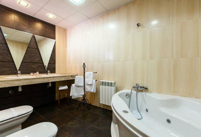 Номер Deluxe с Гидромассажем, Palacio Del Intendente