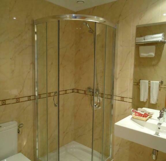 غرفة قياسية فردية, Parrilla El Zangano