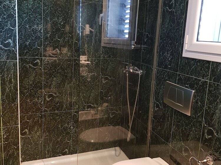 Quarto Estandar, Portofino