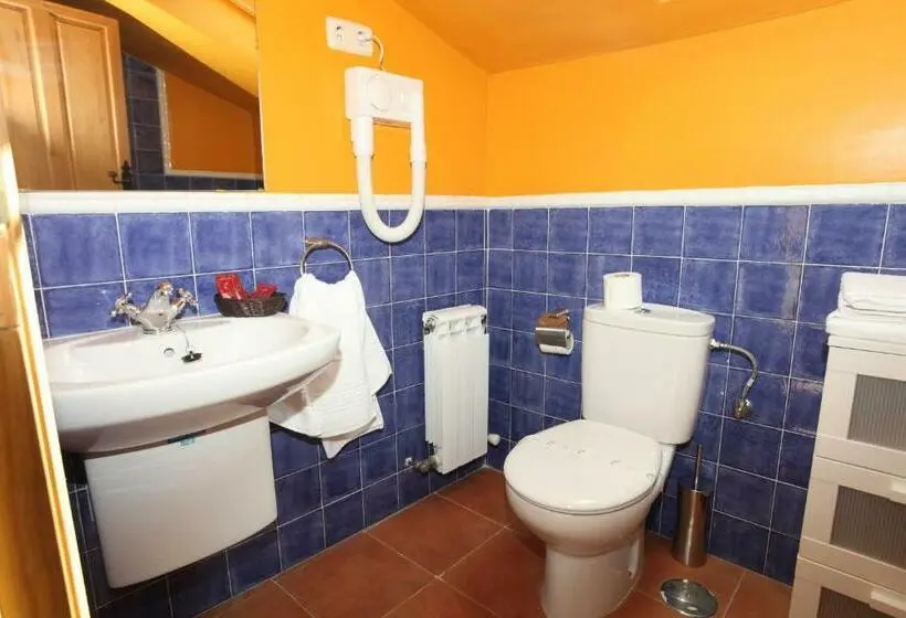Standard Kolmen Hengen Huone, Posada Villa Maria
