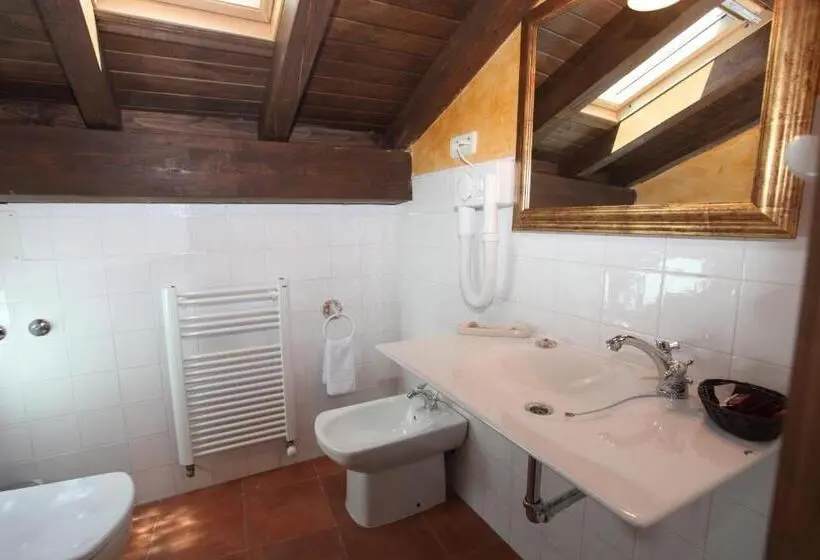 Sviitti, Posada Villa Maria