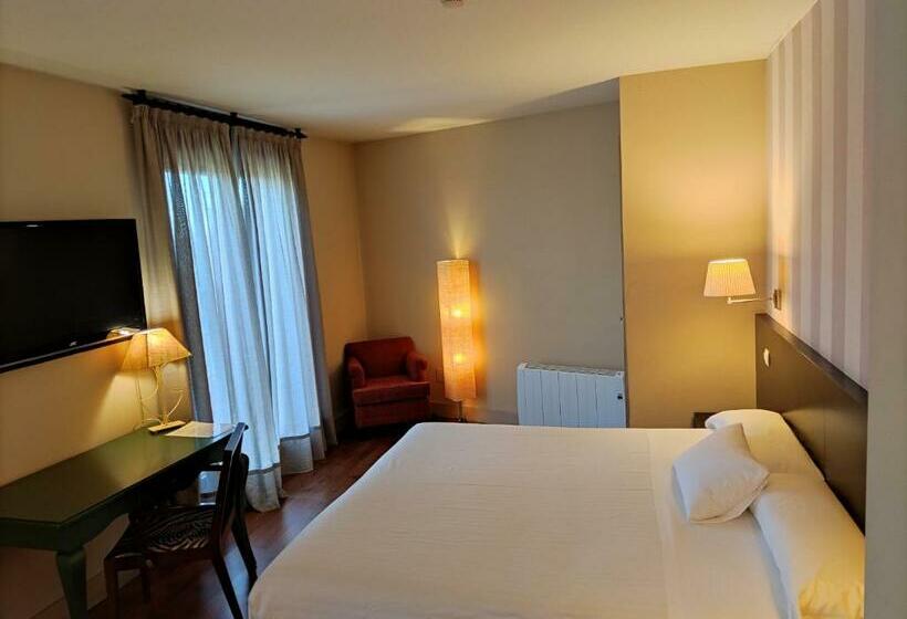 バスタブ付きスーペリアールーム, Puerta Del Arco