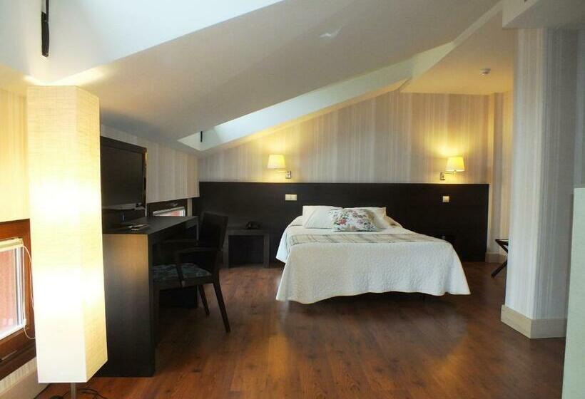 バスタブ付きスーペリアールーム, Puerta Del Arco