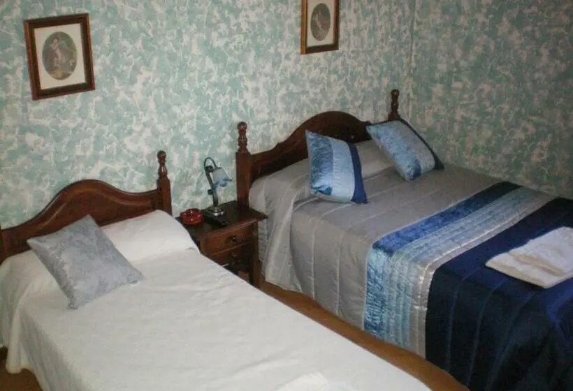 Standard Kolmen Hengen Huone, Rural Los Perales