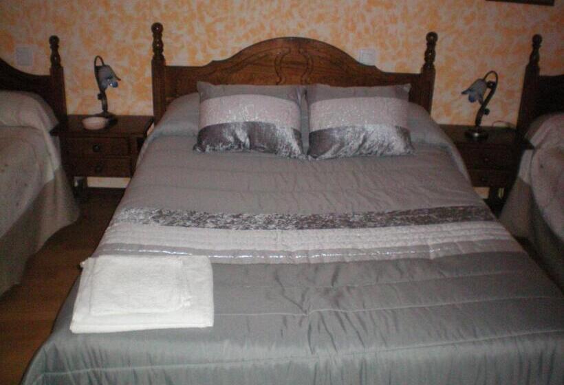 חדר משפחתי, Rural Los Perales