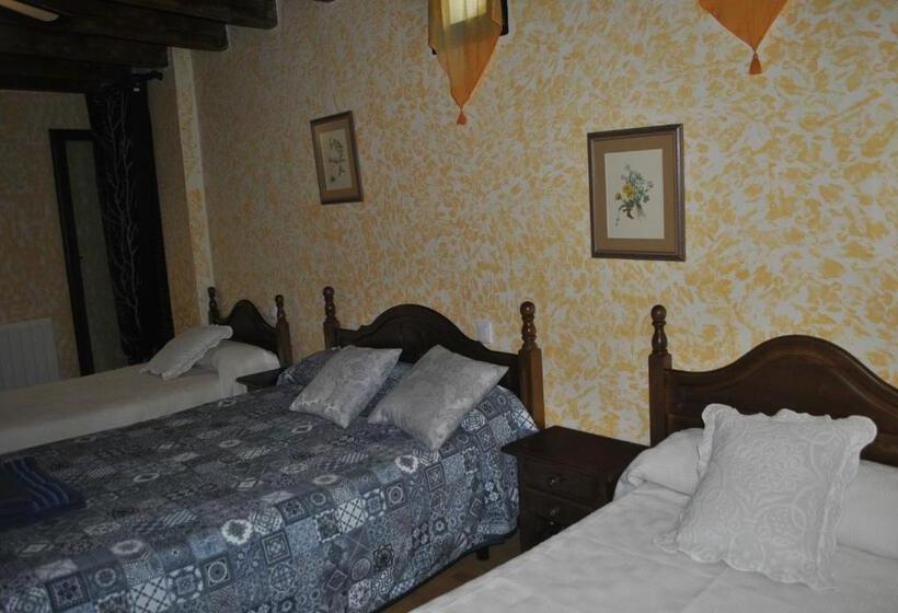 חדר משפחתי, Rural Los Perales