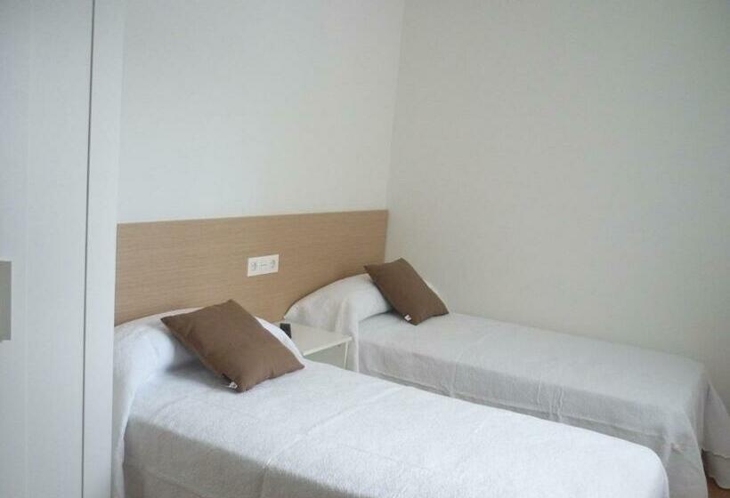 标准间, Pensión Albergue Puente Ribeira