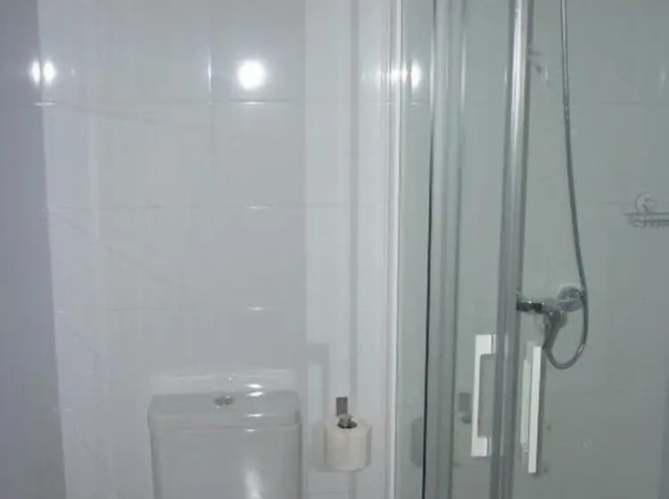اتاق استاندارد, Pensión Albergue Puente Ribeira