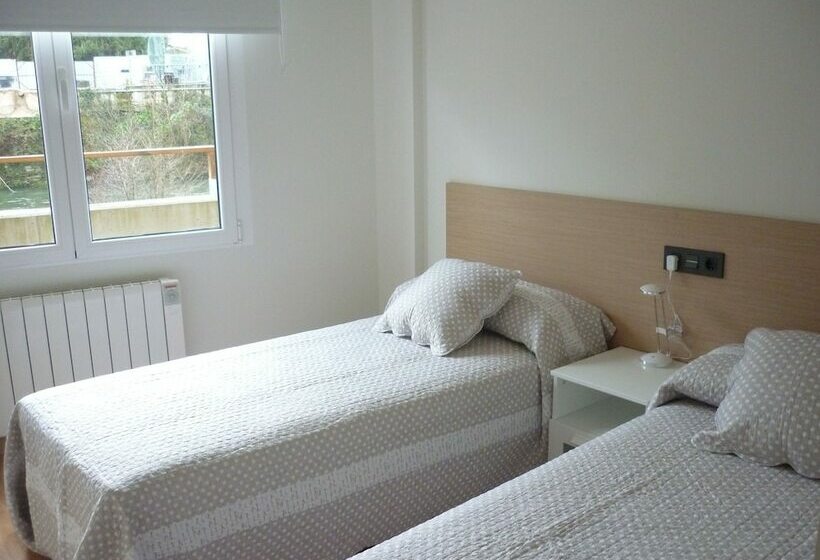 标准间, Pensión Albergue Puente Ribeira