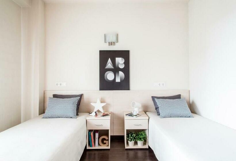 컴포트 스튜디오, Residencia Universitaria Giner De Los Ríos