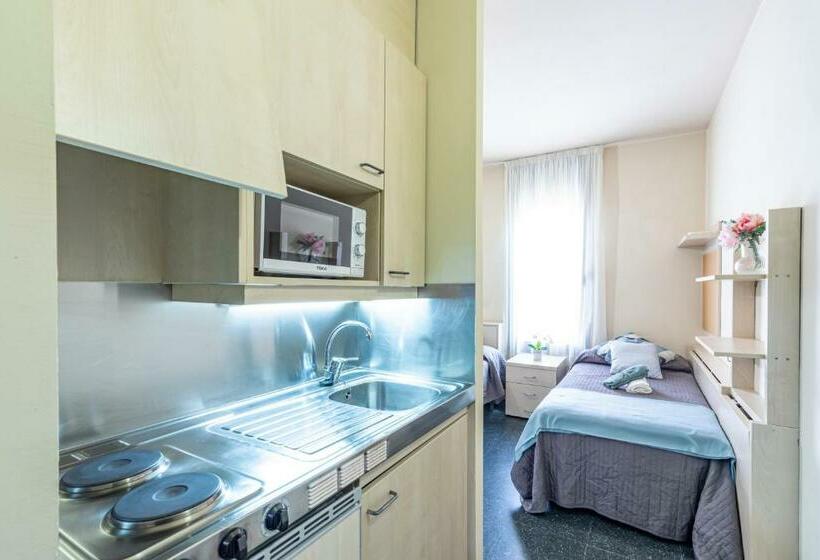 기본룸, Residencia Universitaria Giner De Los Ríos