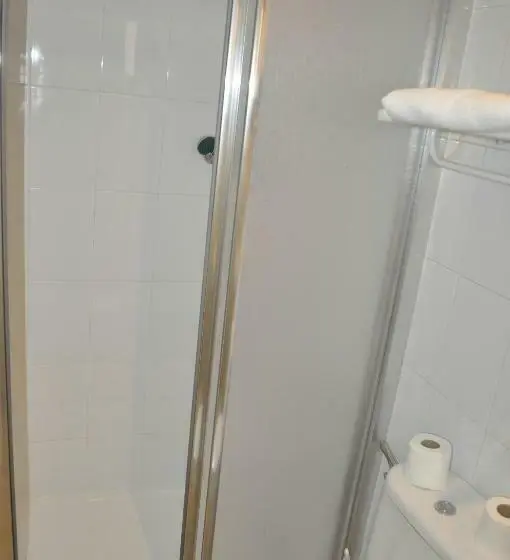 اتاق استاندارد یک نفره, Hostal Alcazaba