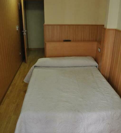 스탠다드 룸, Hostal Alcazaba