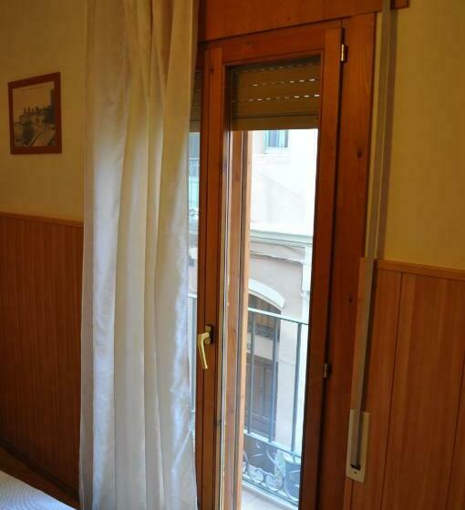 标准间, Hostal Alcazaba