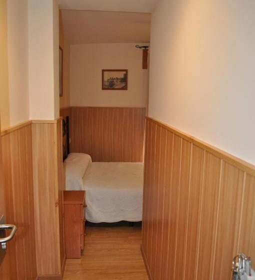 스탠다드 룸, Hostal Alcazaba