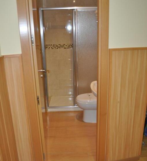 4인용 스탠다드 룸, Hostal Alcazaba