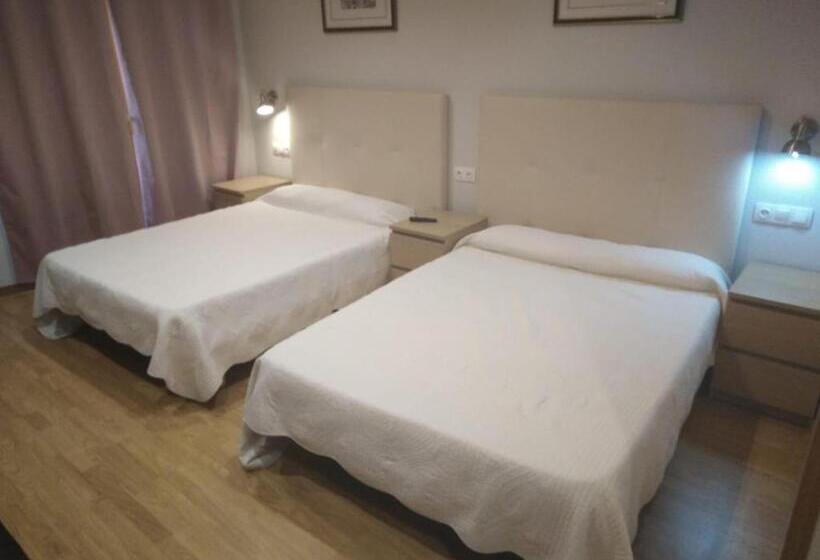 패밀리 룸, Hostal Alcazaba